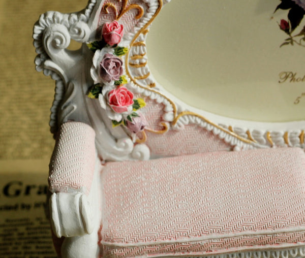 Pink Flower Sofa  Photo Frame